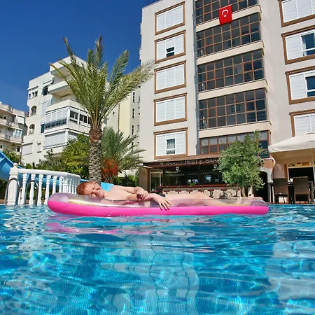 Bella Bravo Hotel
